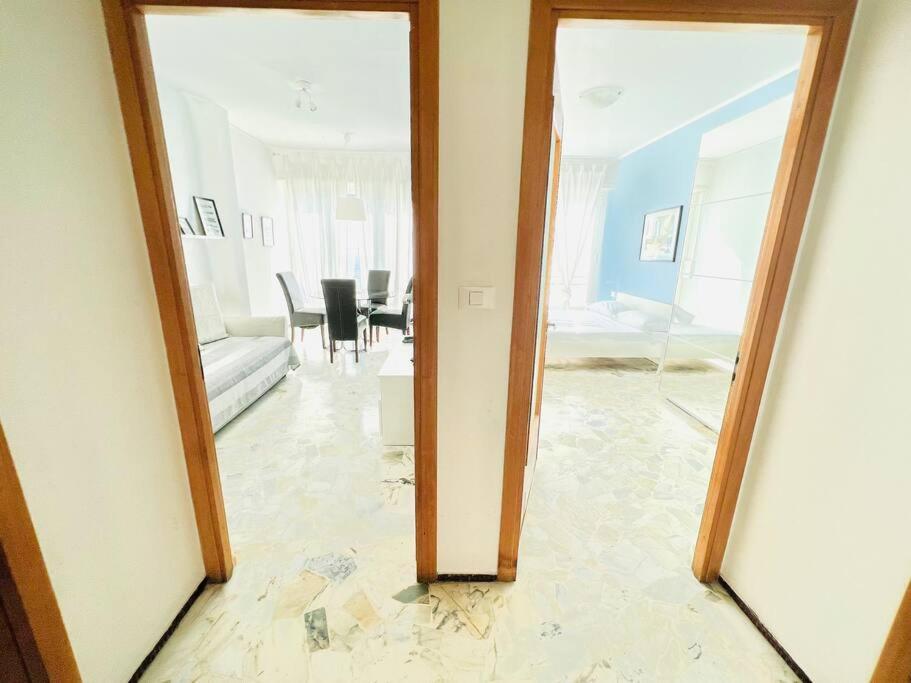 Suite Sunset 18 - Fronte Mare ซานเรโม ภายนอก รูปภาพ
