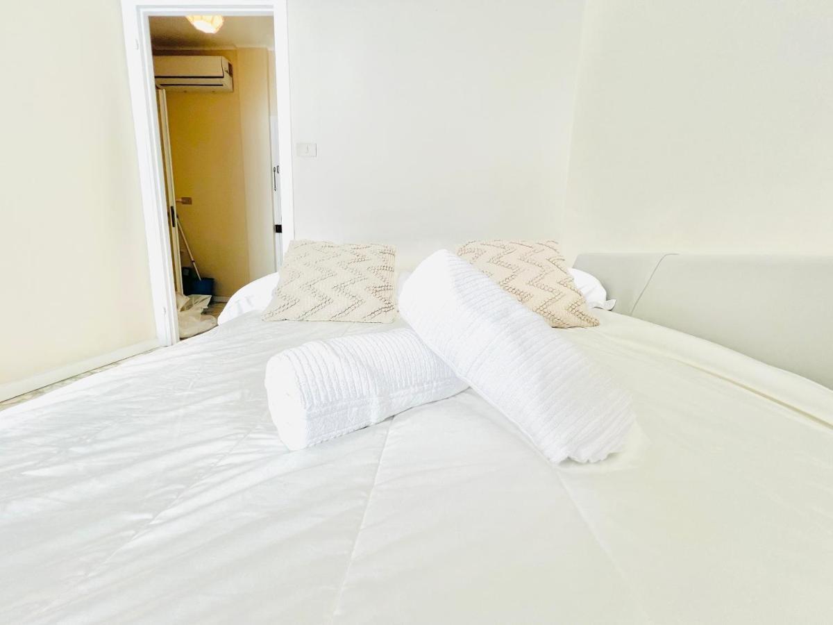Suite Sunset 18 - Fronte Mare ซานเรโม ภายนอก รูปภาพ
